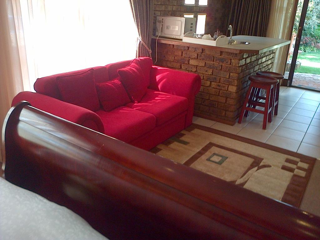 Jubilee Lodge Guest House Йоганнесбурґ Номер фото